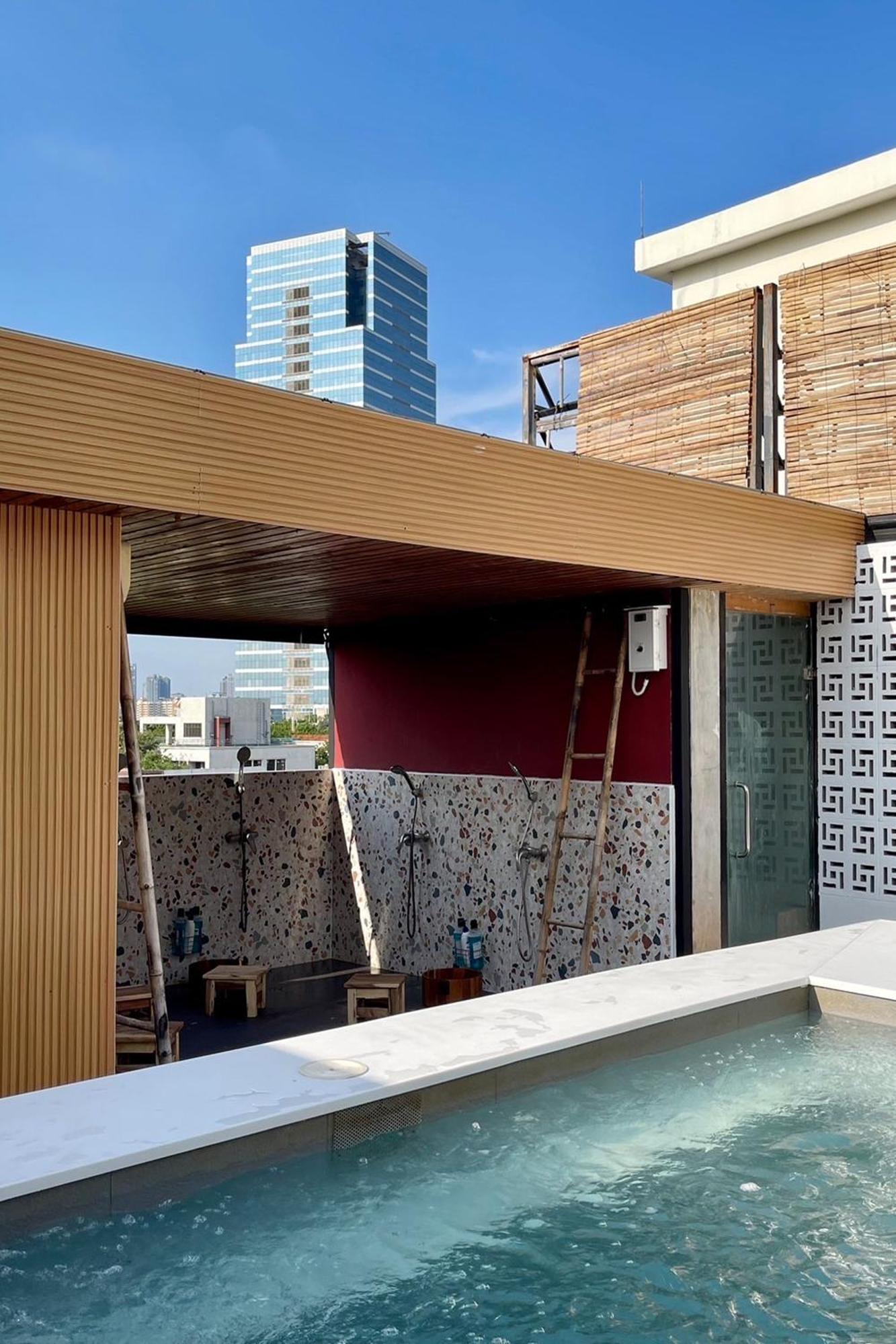 Blu Cabin Ari Stylish Gay Poshtel Bangkok Exterior foto