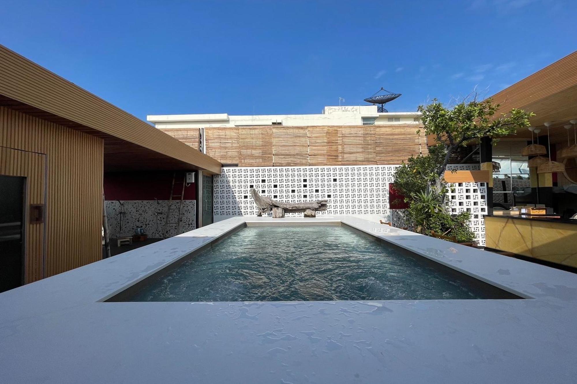 Blu Cabin Ari Stylish Gay Poshtel Bangkok Exterior foto