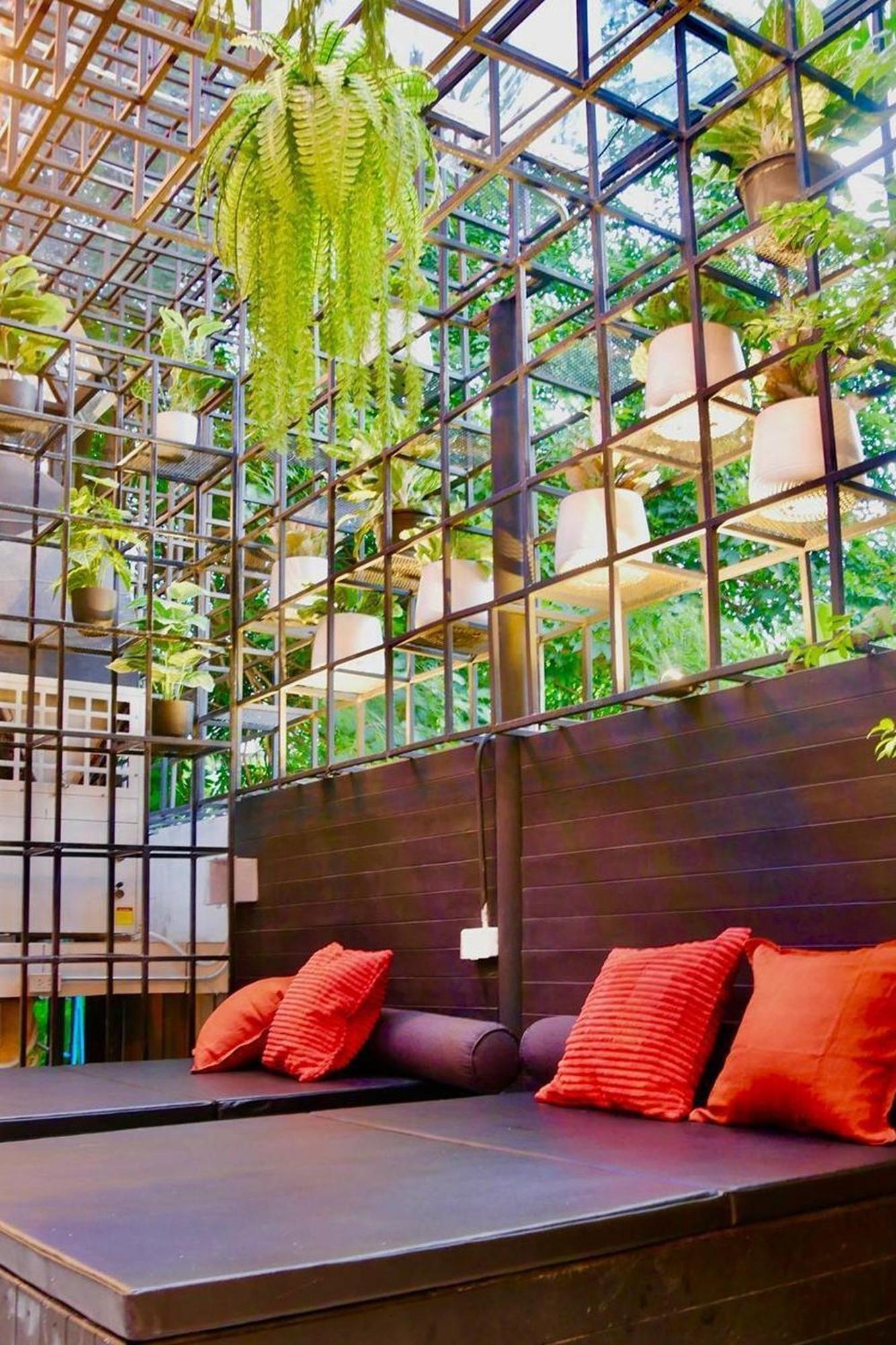 Blu Cabin Ari Stylish Gay Poshtel Bangkok Exterior foto