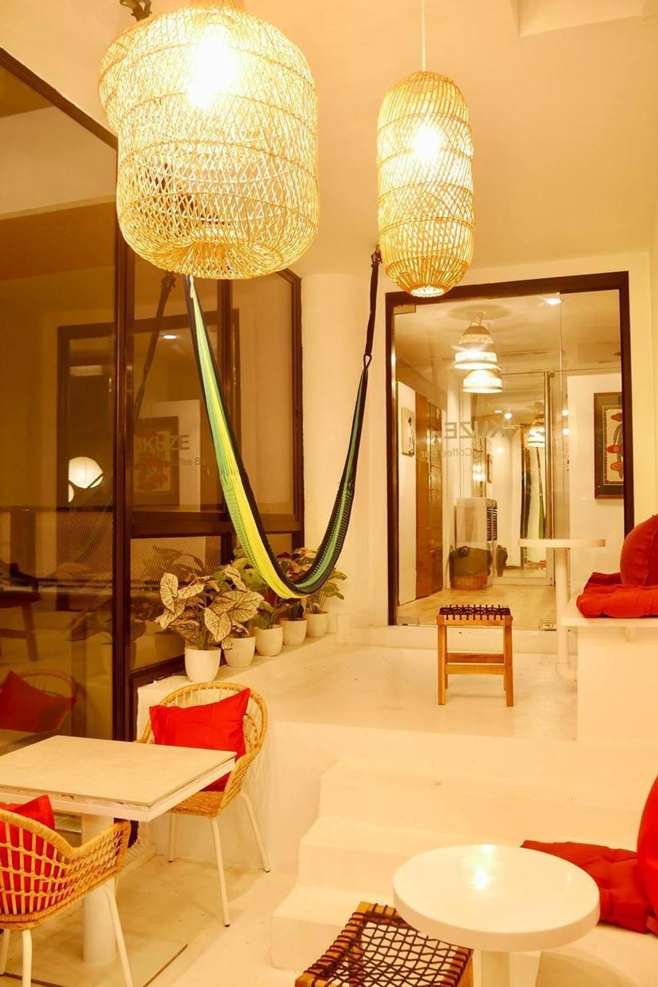 Blu Cabin Ari Stylish Gay Poshtel Bangkok Exterior foto