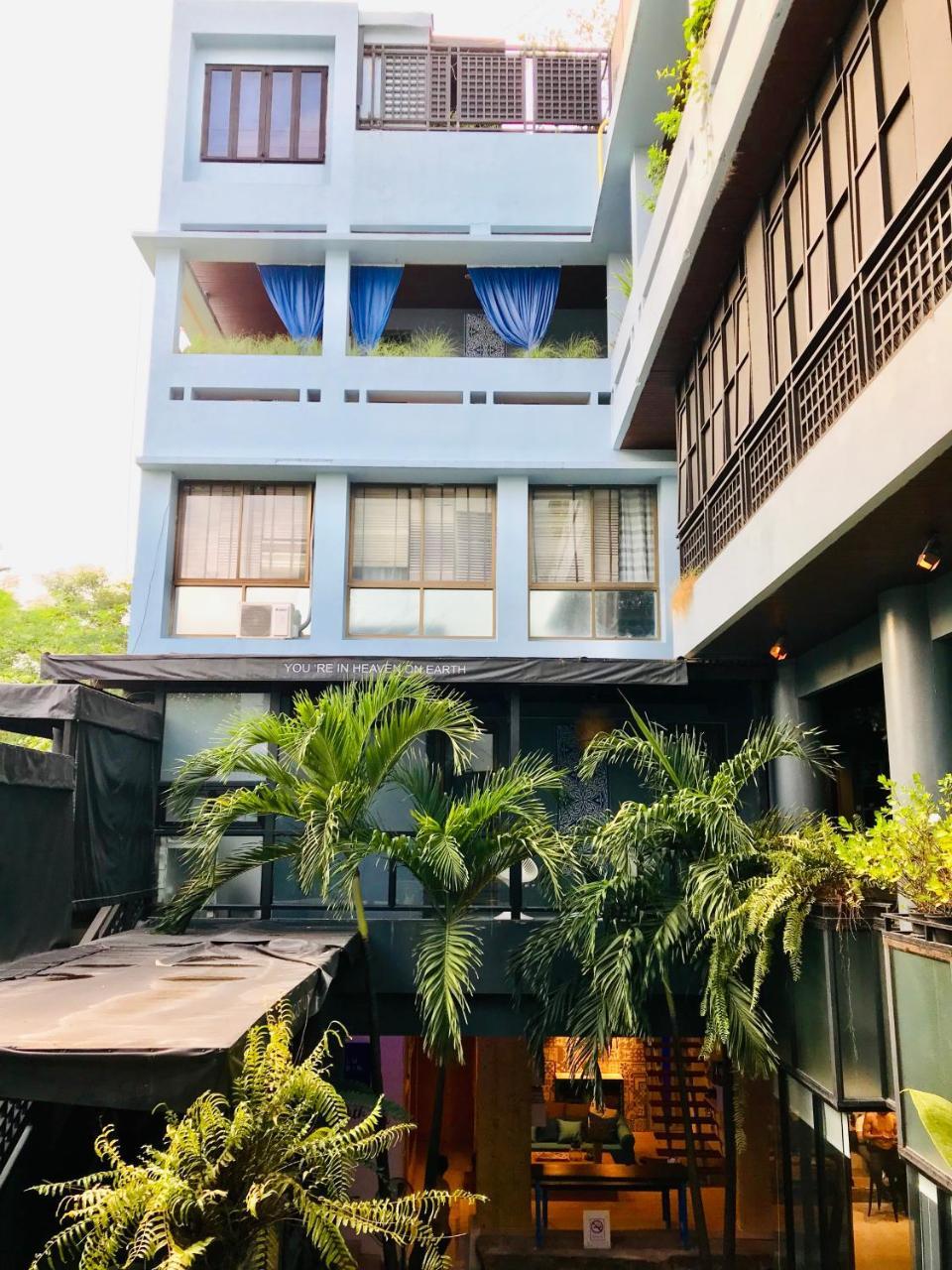 Blu Cabin Ari Stylish Gay Poshtel Bangkok Exterior foto